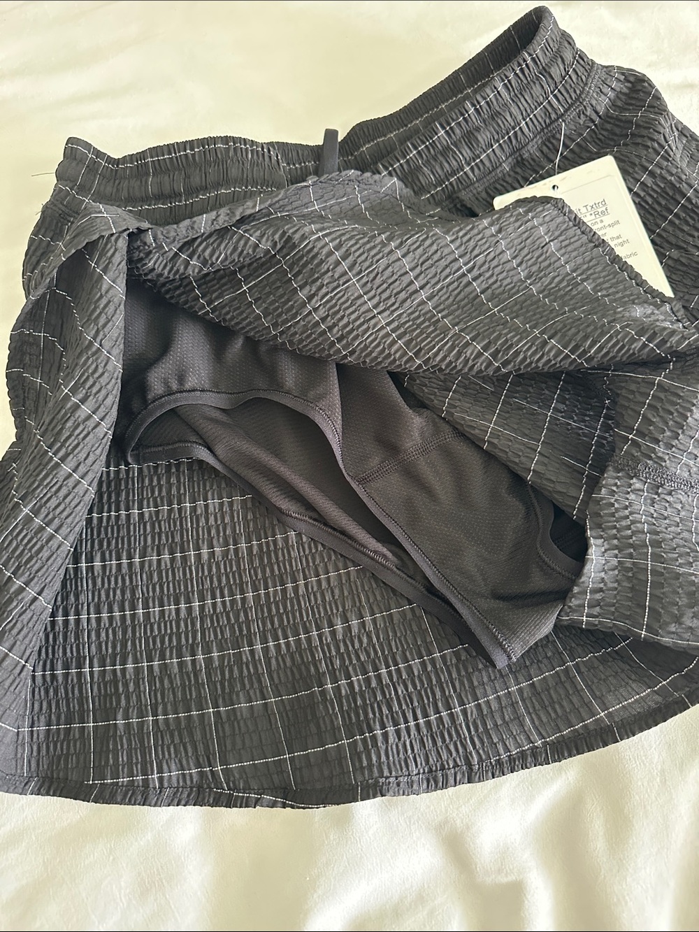 lululemon athletica Black Negative Split Textured Run Short 2.5” - Picture 5 of 5